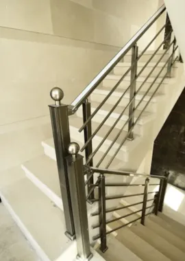 ساختمان مسکونی آقای مهندس دریابیگی